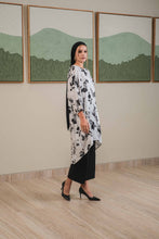 Load image into Gallery viewer, Asiro Tasya Tunik Linen Long Top Muslimah Baju EID Tunik Wanita Atasan Panjang Wanita Motif Baju Linen Tunik Linen Baju Musim