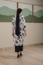 Load image into Gallery viewer, Asiro Tasya Tunik Linen Long Top Muslimah Baju EID Tunik Wanita Atasan Panjang Wanita Motif Baju Linen Tunik Linen Baju Musim
