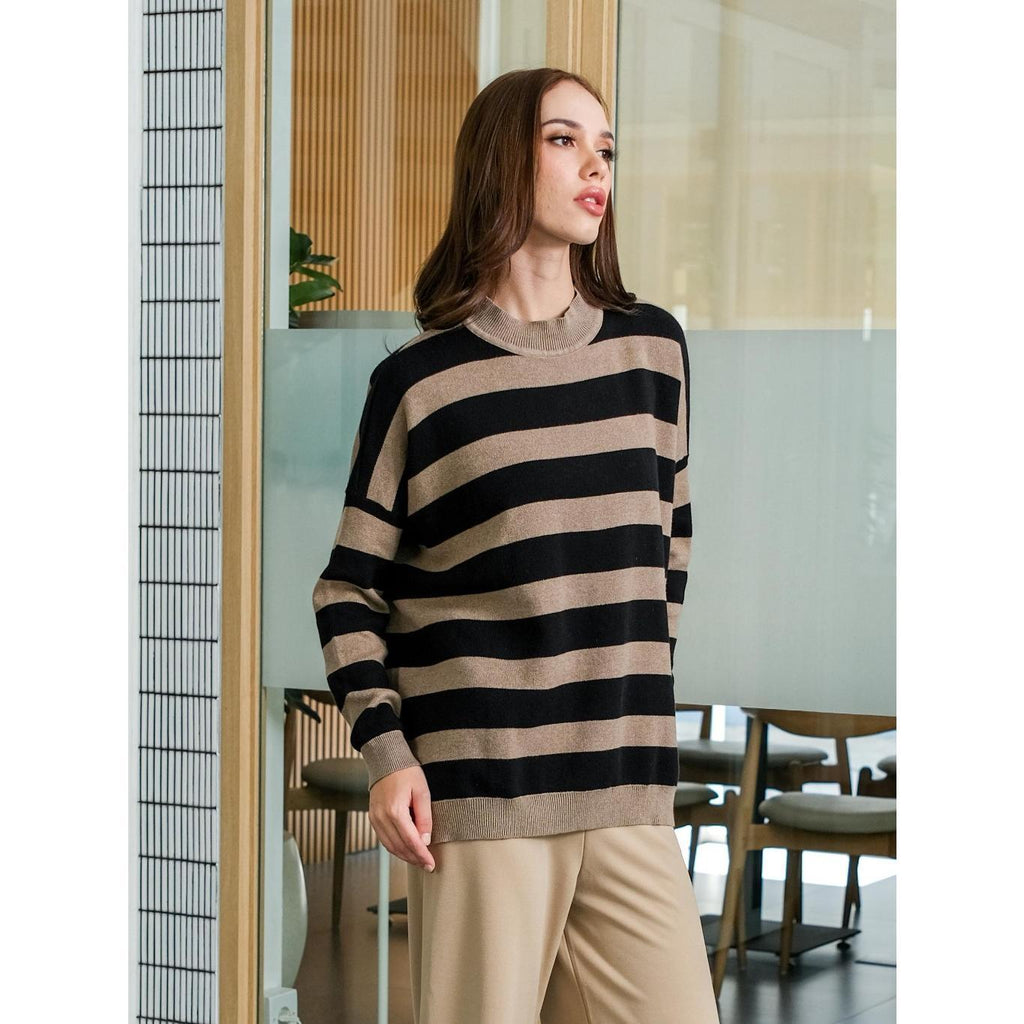 Asiro Mina Knitted Outerwear Pakaian Atasan Wanita