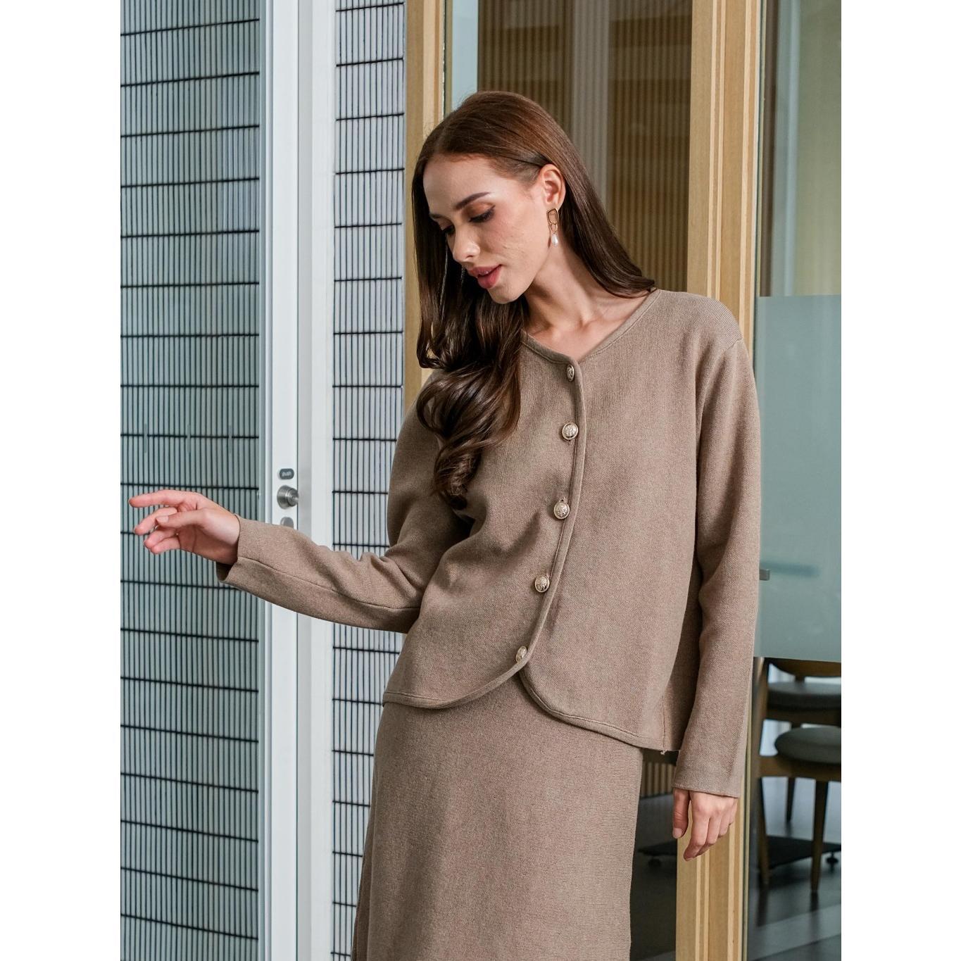 Asiro Reva Knitted Outerwear Pakaian Atasan Wanita