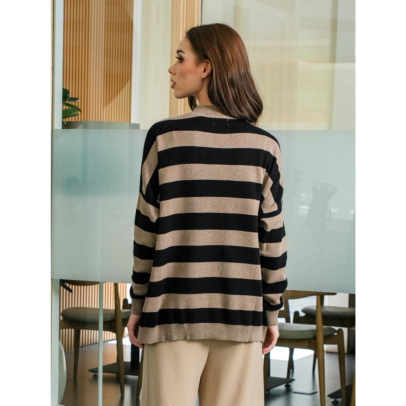 Asiro Mina Knitted Outerwear Pakaian Atasan Wanita