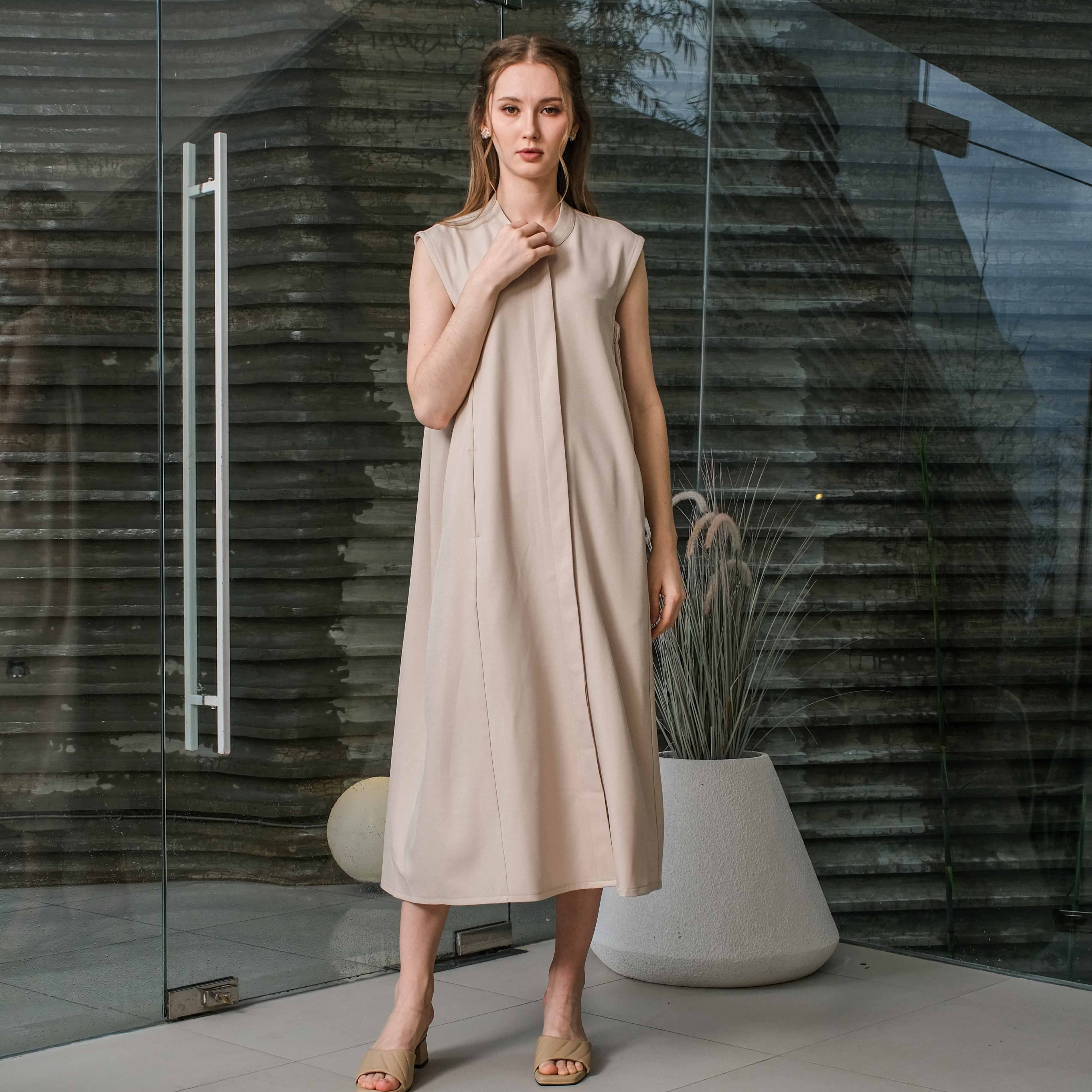 Asiro Gratia Dress