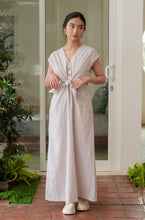 Load image into Gallery viewer, Franda Linen Dress
