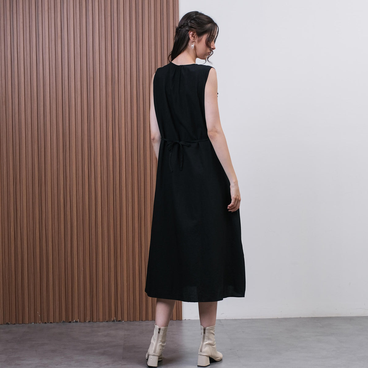 Asiro Atari Dress
