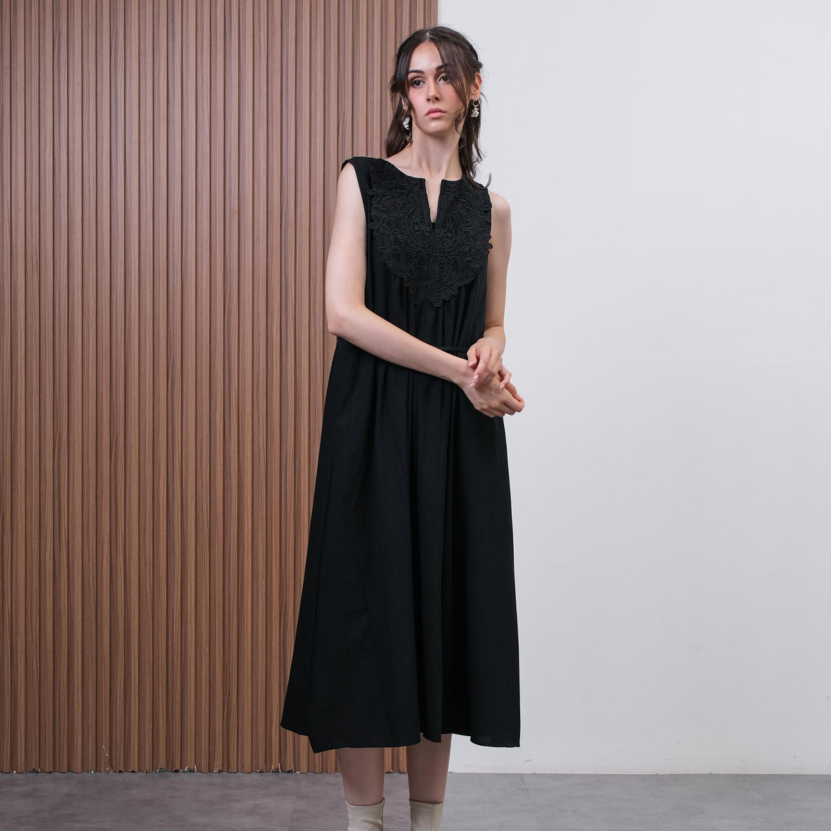 Asiro Atari Dress