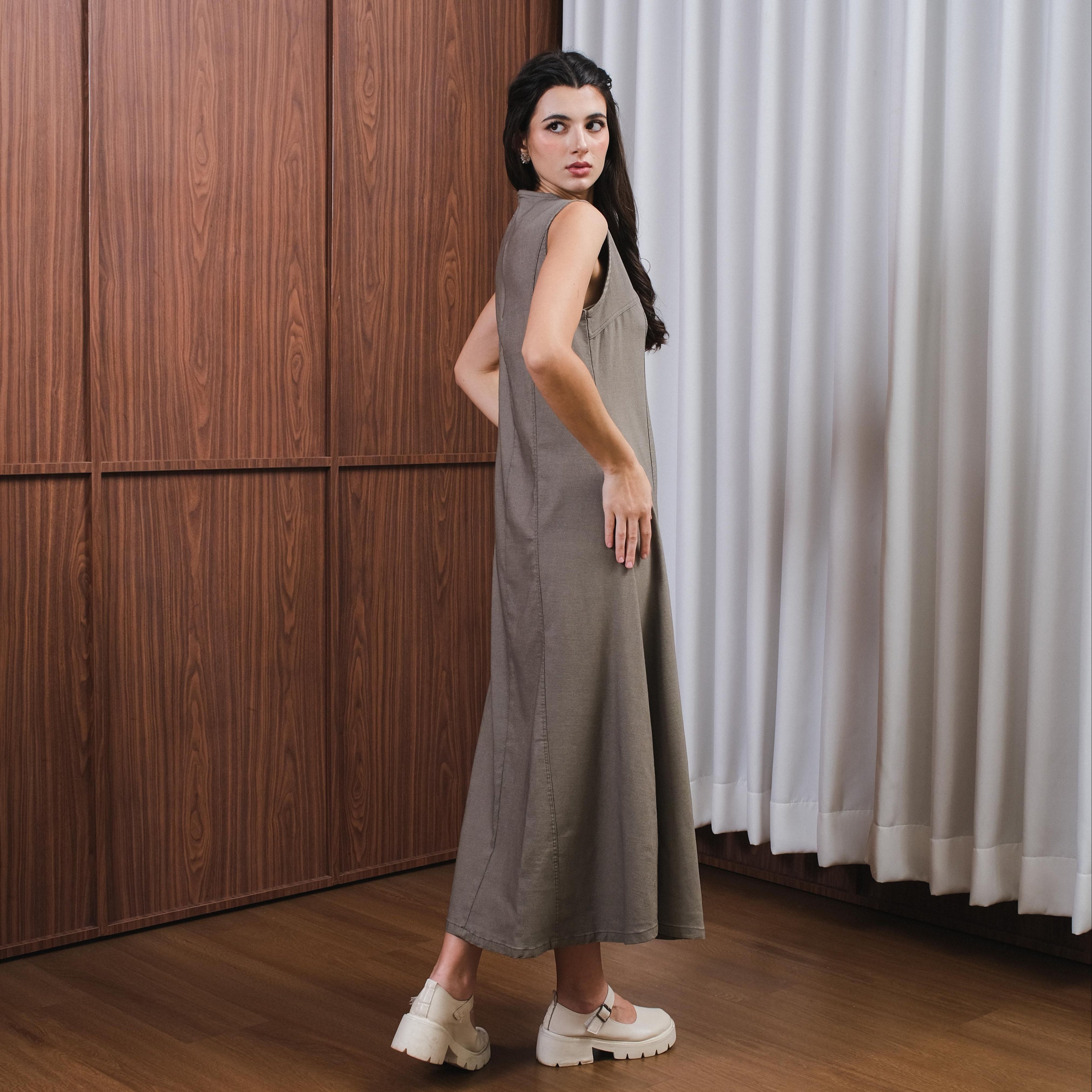 Asiro Diva Dress