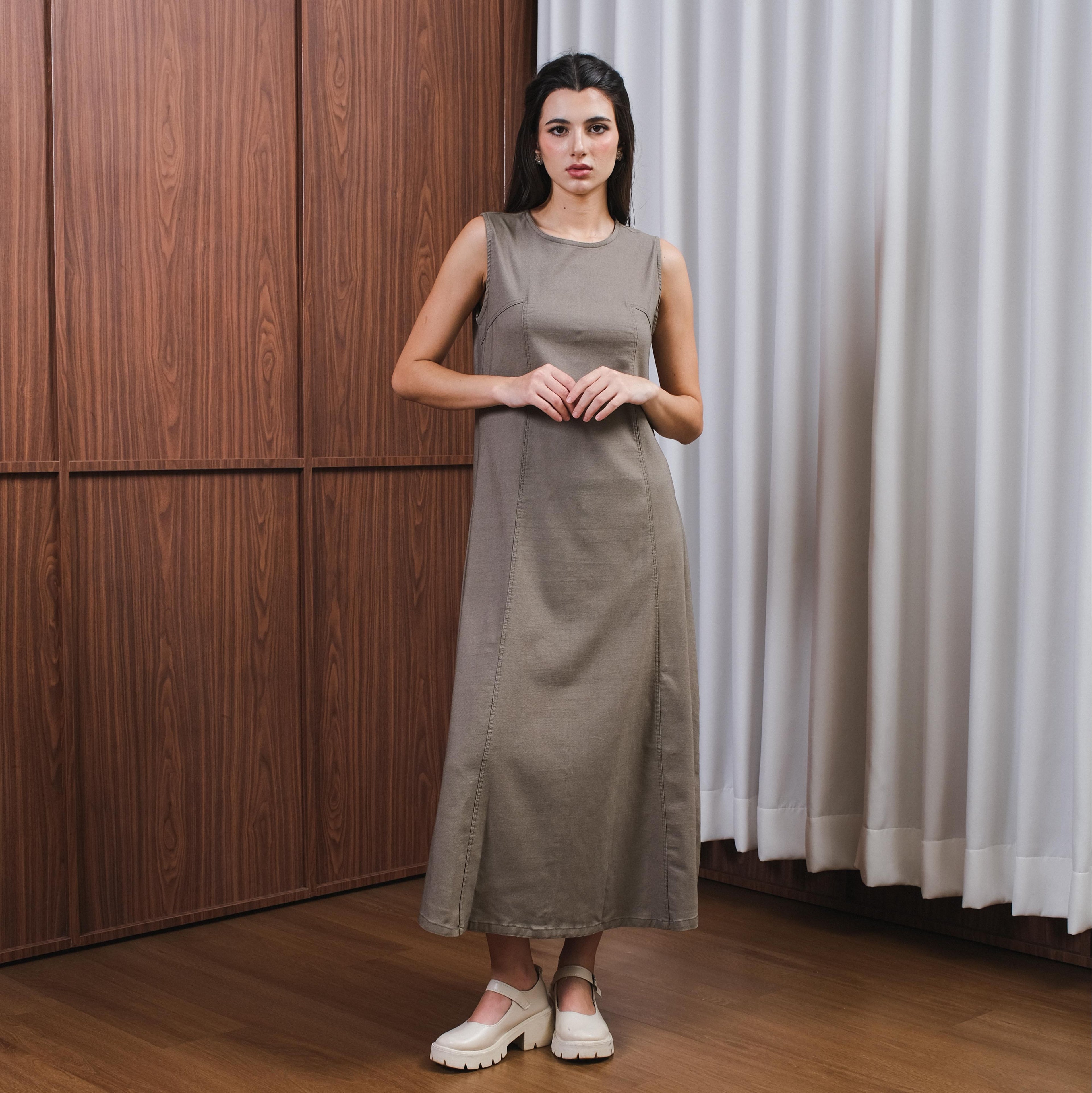 Asiro Diva Dress