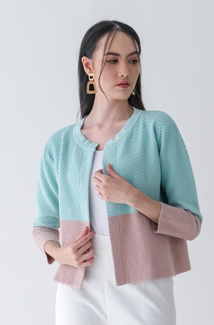 Riela Knitted Outwear Atasan Wanita