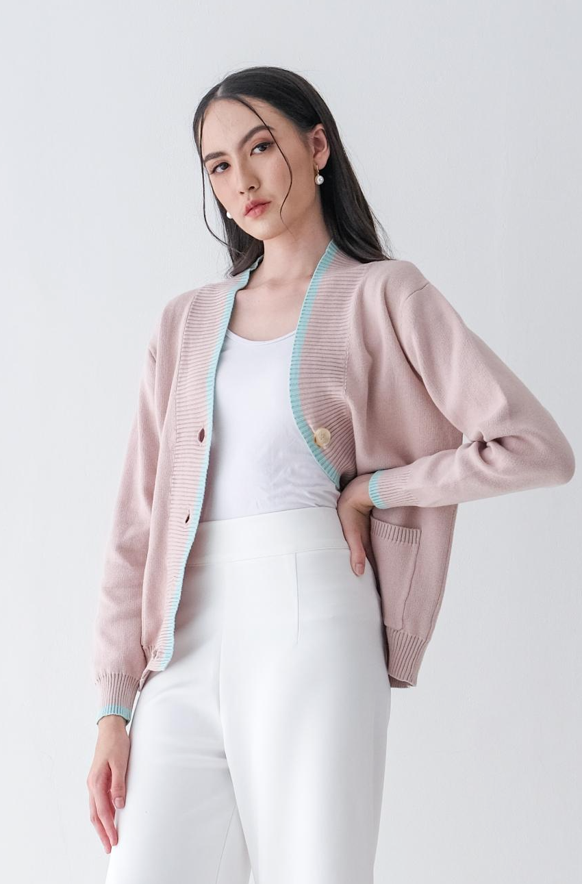 Eyli Knitted Cardigan Atasan Wanita