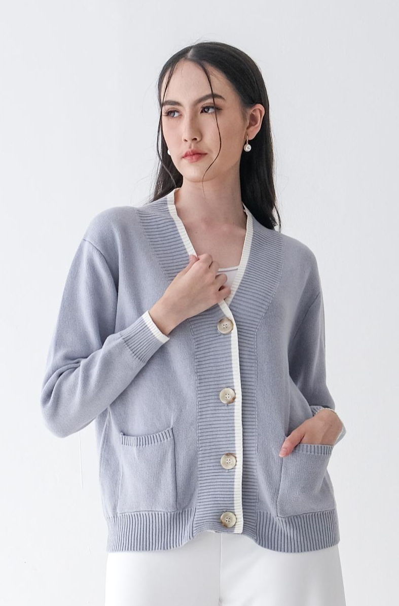 Eyli Knitted Cardigan Atasan Wanita