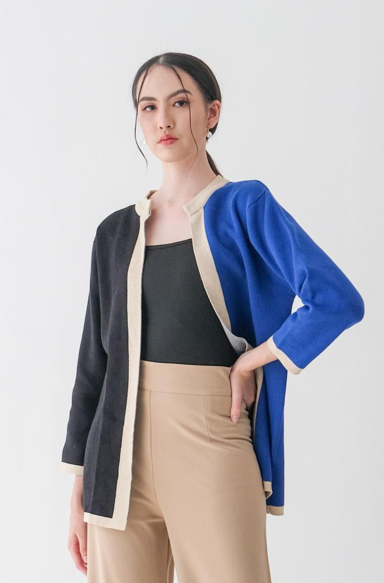Razeta Knitted Outerwear Atasan Wanita
