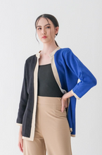 Load image into Gallery viewer, Razeta Knitted Outerwear Atasan Wanita
