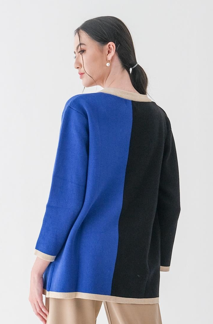 Razeta Knitted Outerwear Atasan Wanita