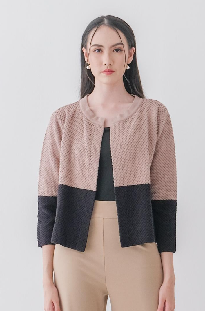 Riela Knitted Outwear Atasan Wanita