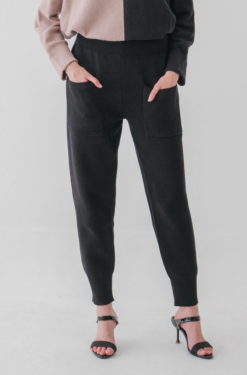 Abel Knitted Pants Celana Wanita
