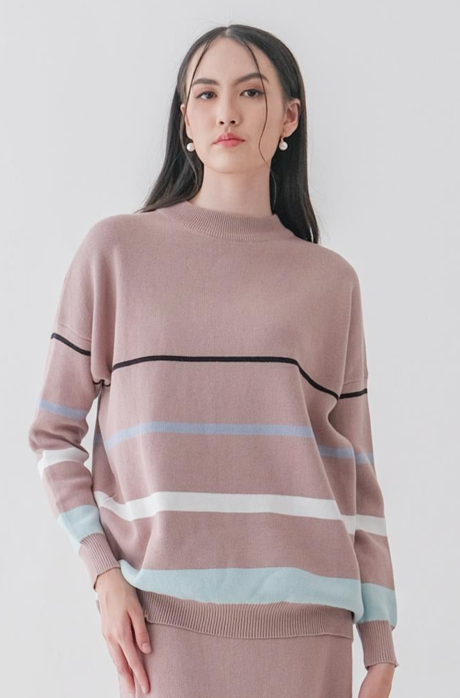 Ghia Knitted Blouse Atasan Wanita