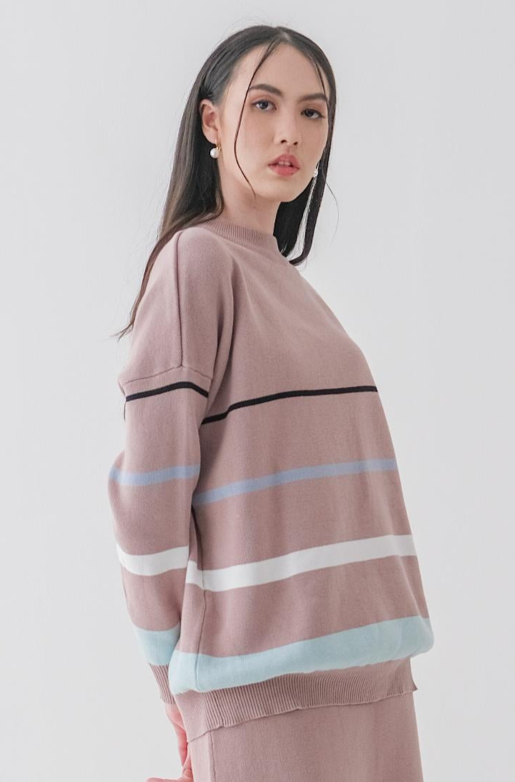 Ghia Knitted Blouse Atasan Wanita