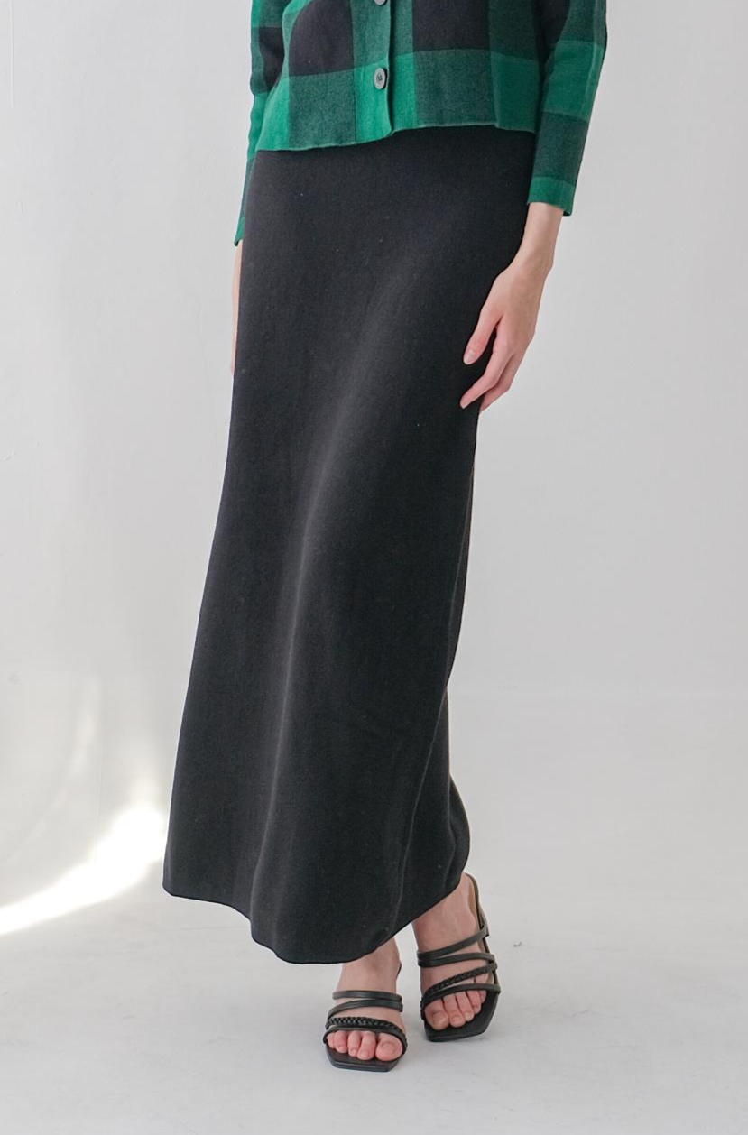 Zeva Knitted Skirt Rok Wanita