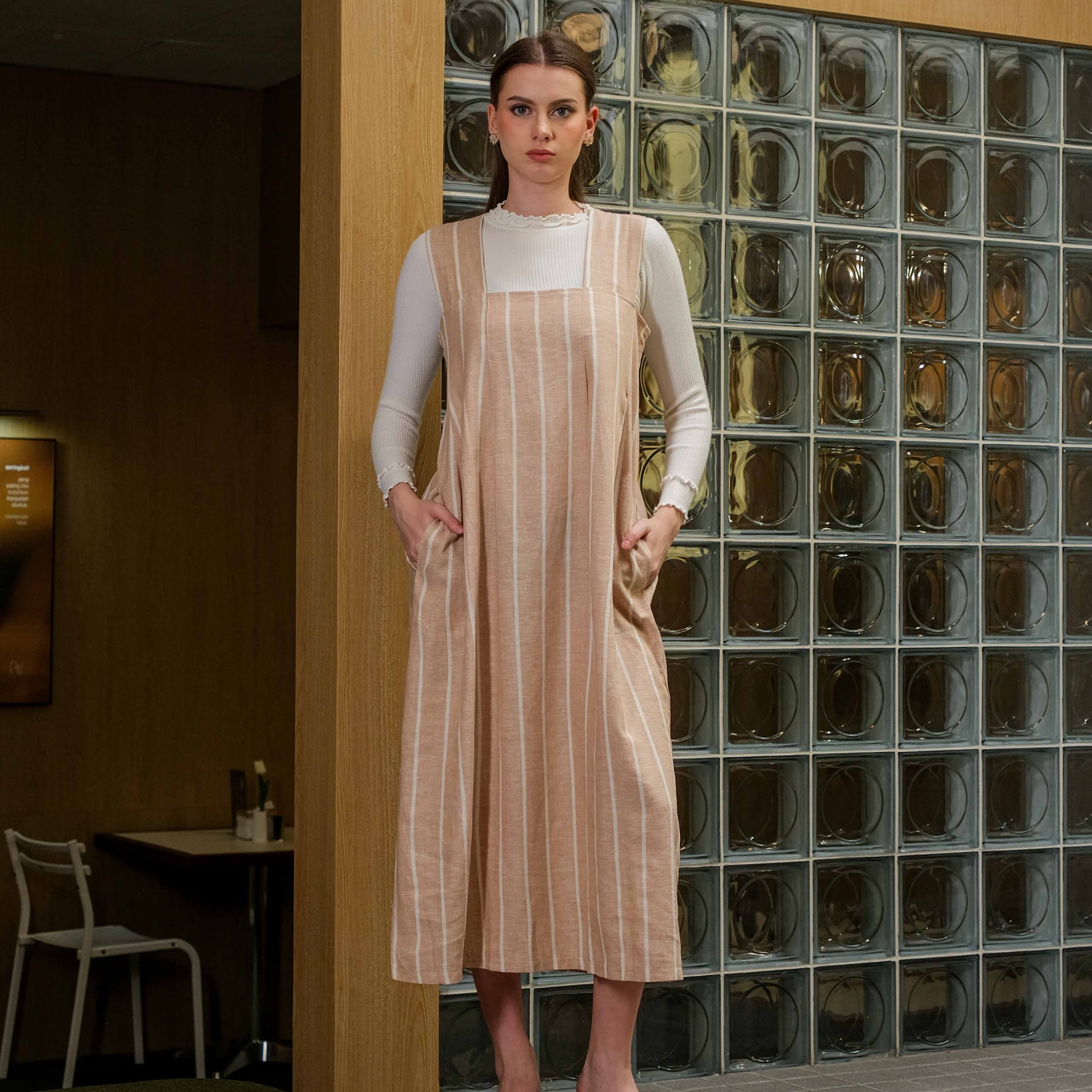 Asiro Caddy Dress