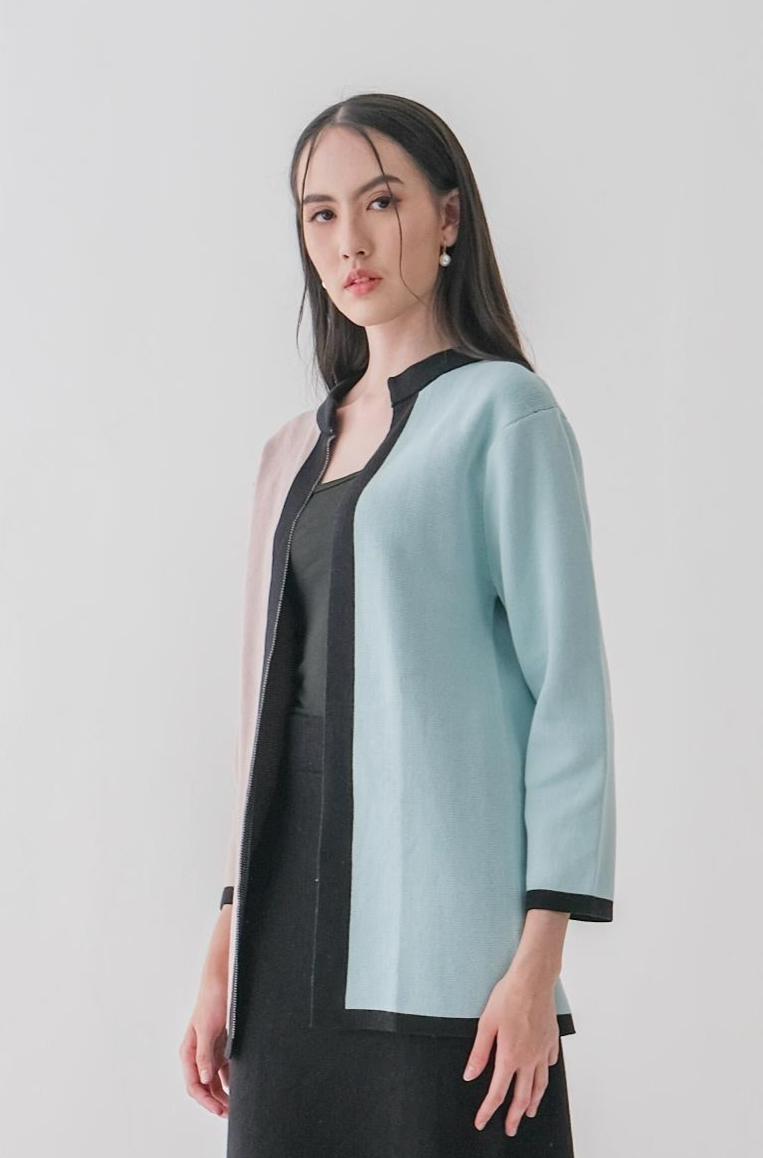 Razeta Knitted Outerwear Atasan Wanita