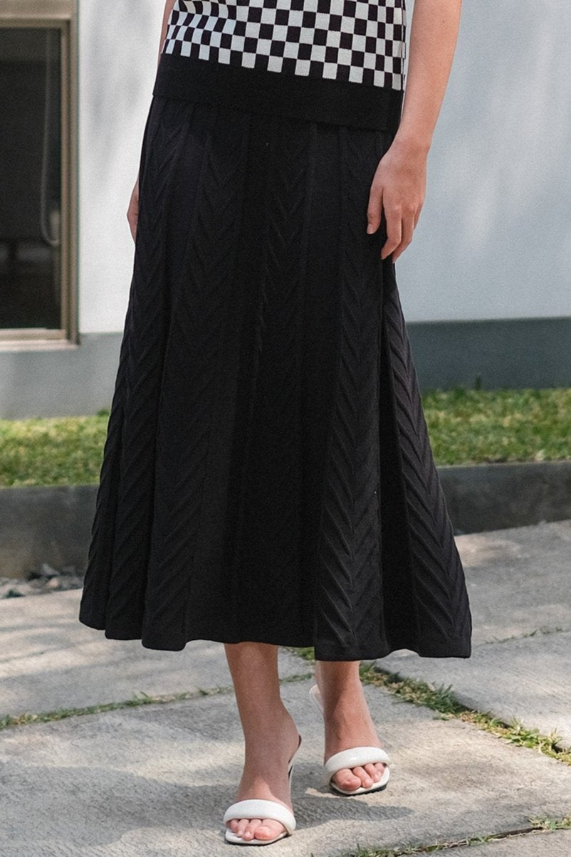 Asiro Elvina Knitted Skirt Black Rok Wanita