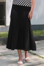 Load image into Gallery viewer, Asiro Elvina Knitted Skirt Black Rok Wanita
