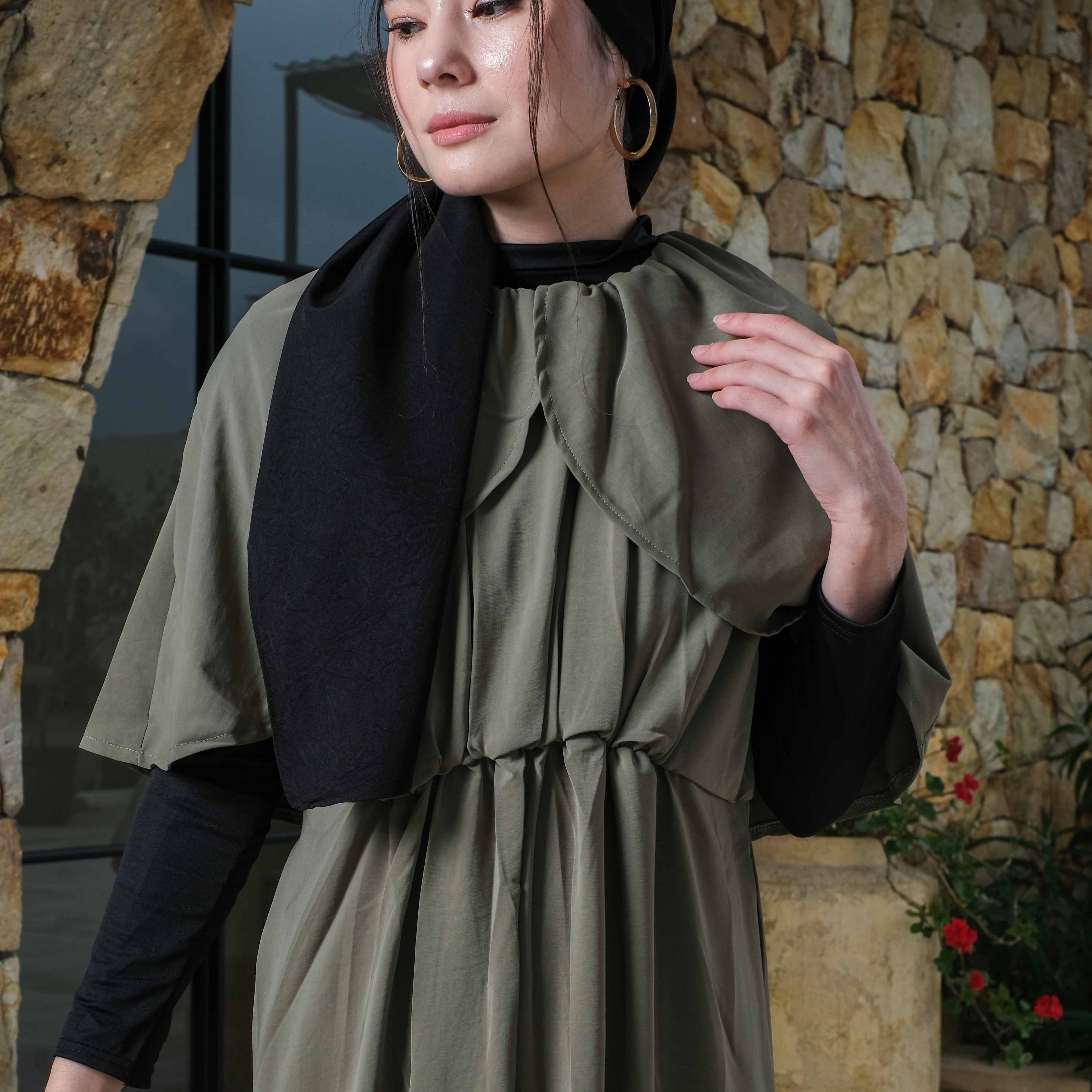 Asiro Anggi Dress