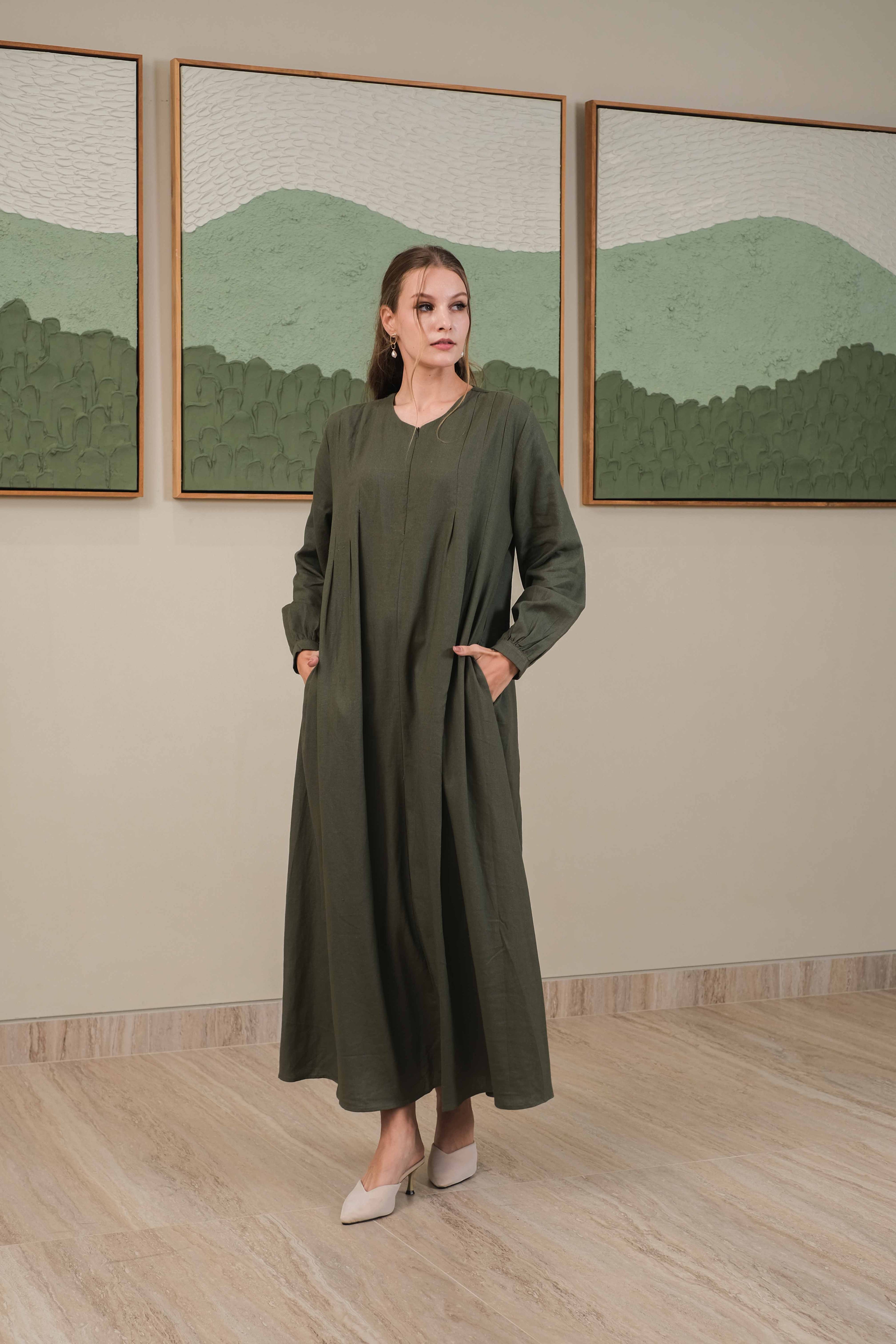 Asiro Naula Dress