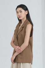 Load image into Gallery viewer, Rosalie Top Semi Woll Blazer
