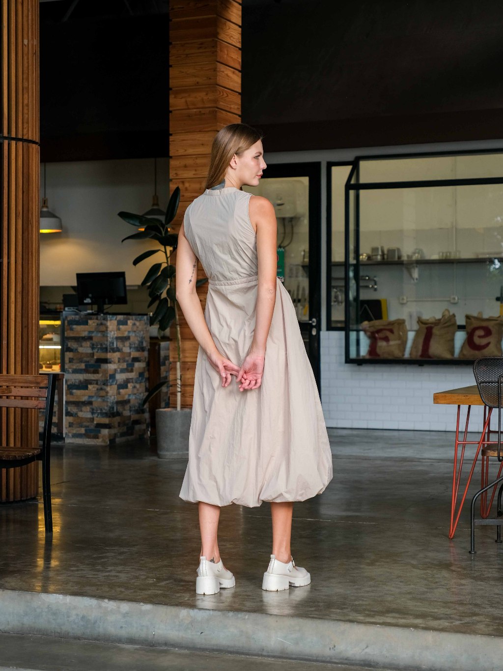 Asiro Sifa Dress Poly Cotton Gaun Tanpa Lengan Pakaian Wanita