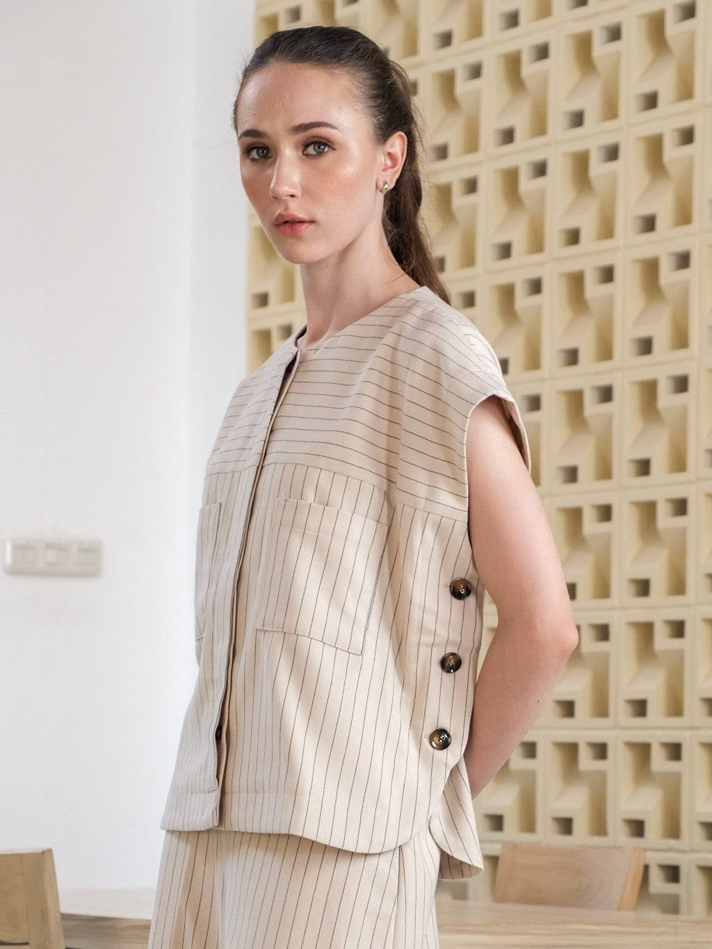 Asiro Etta One Set