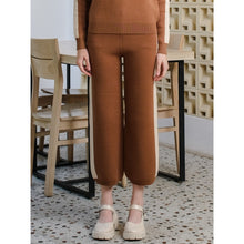 Load image into Gallery viewer, Asiro Akila Top Gaura Pants One Set Setelan Wanita
