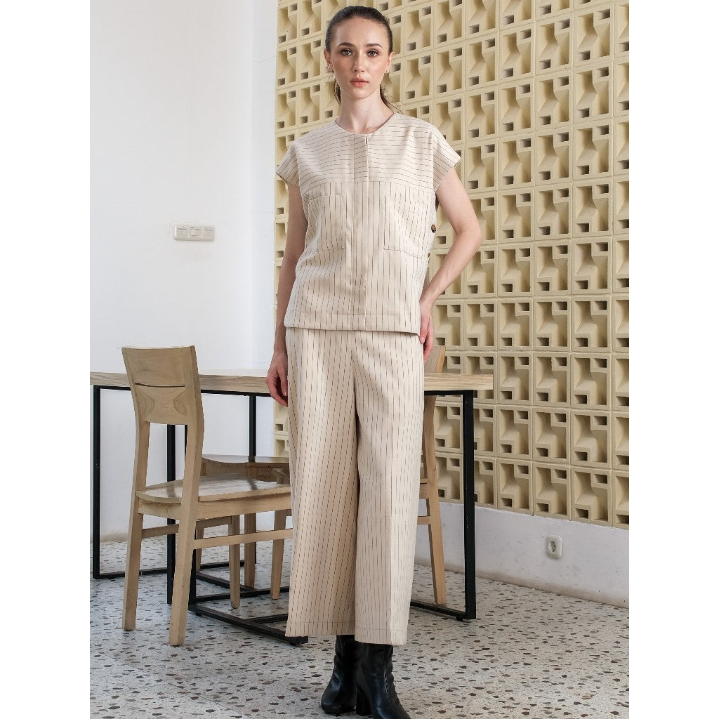 Asiro Etta One Set Wolstretch Setelan Wanita Tanpa Lengan
