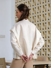 Load image into Gallery viewer, Asiro Lola Blouse Linen Top Atasan Wanita Lengan Panjang
