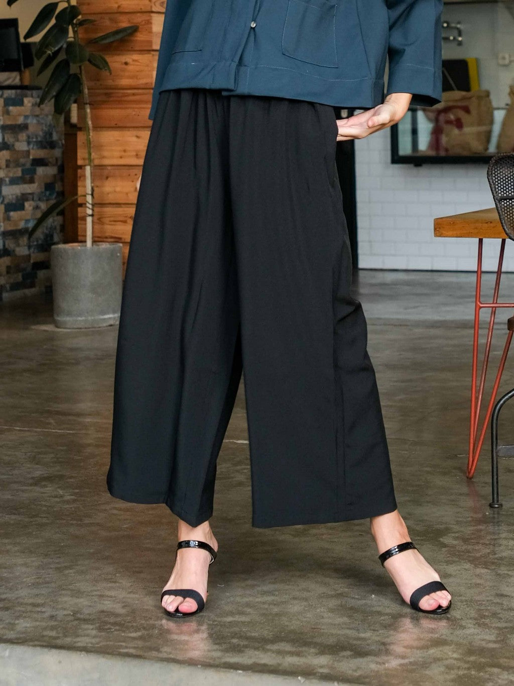 Asiro Nora Pants Woolstretch Celana Panjang Wanita Kulot