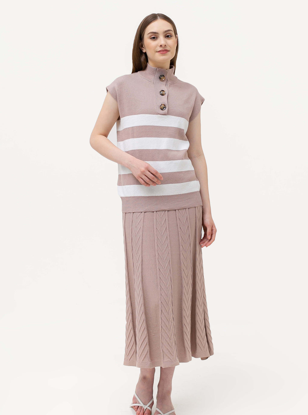 Violeta Knitted Blouse Outerwear Sand