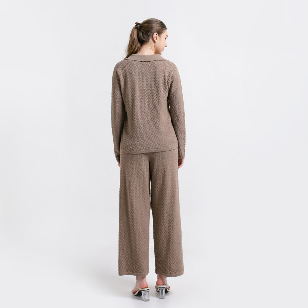 Stefani Blouse Jevi Pants Knitted Mocca