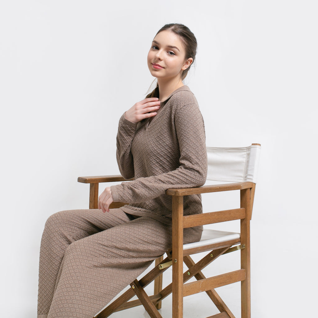 Stefani Blouse Jevi Pants Knitted Mocca