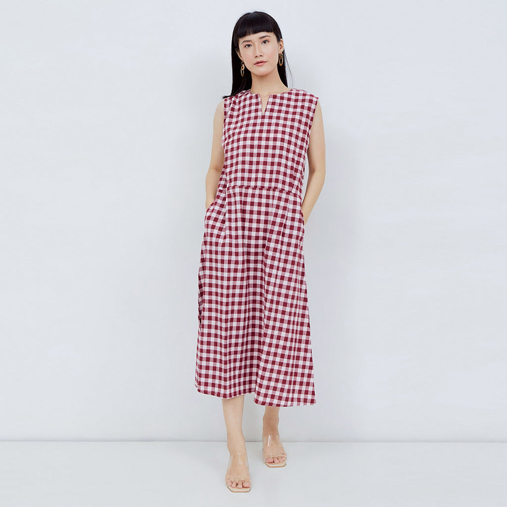 QILA MAROON