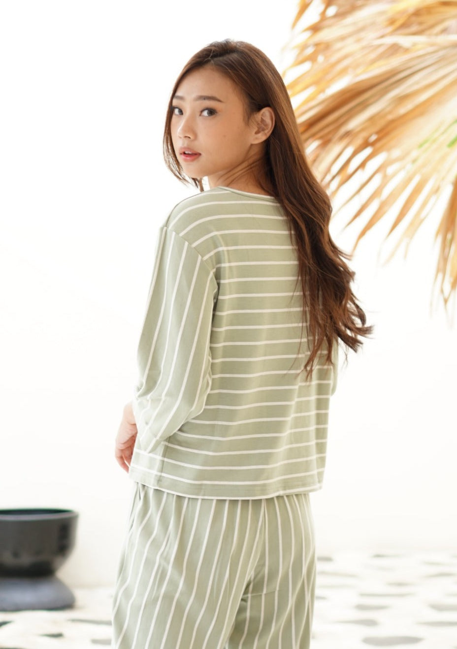 Tamara Sets Green
