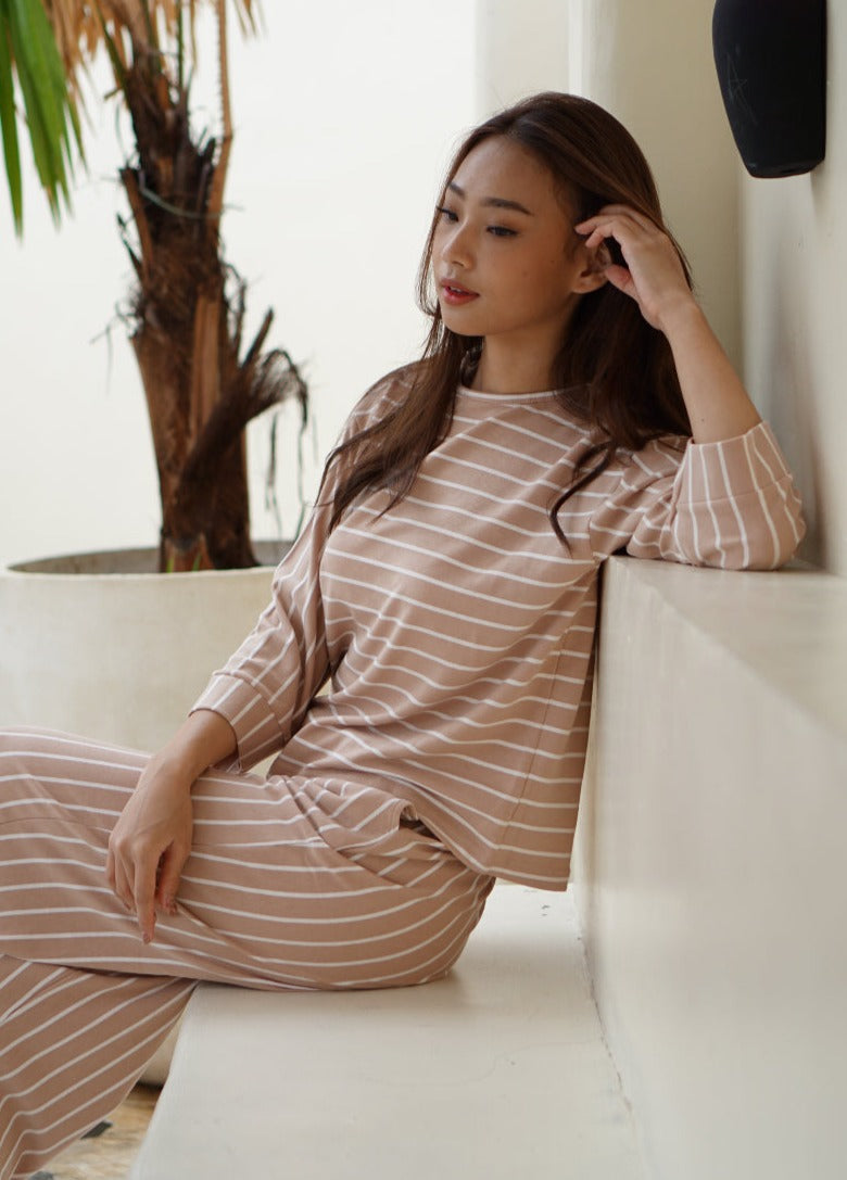 Tamara Sets Mocca