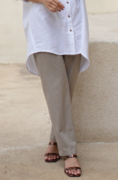 Kerry Linen Blouse White Willo Pants Mocca