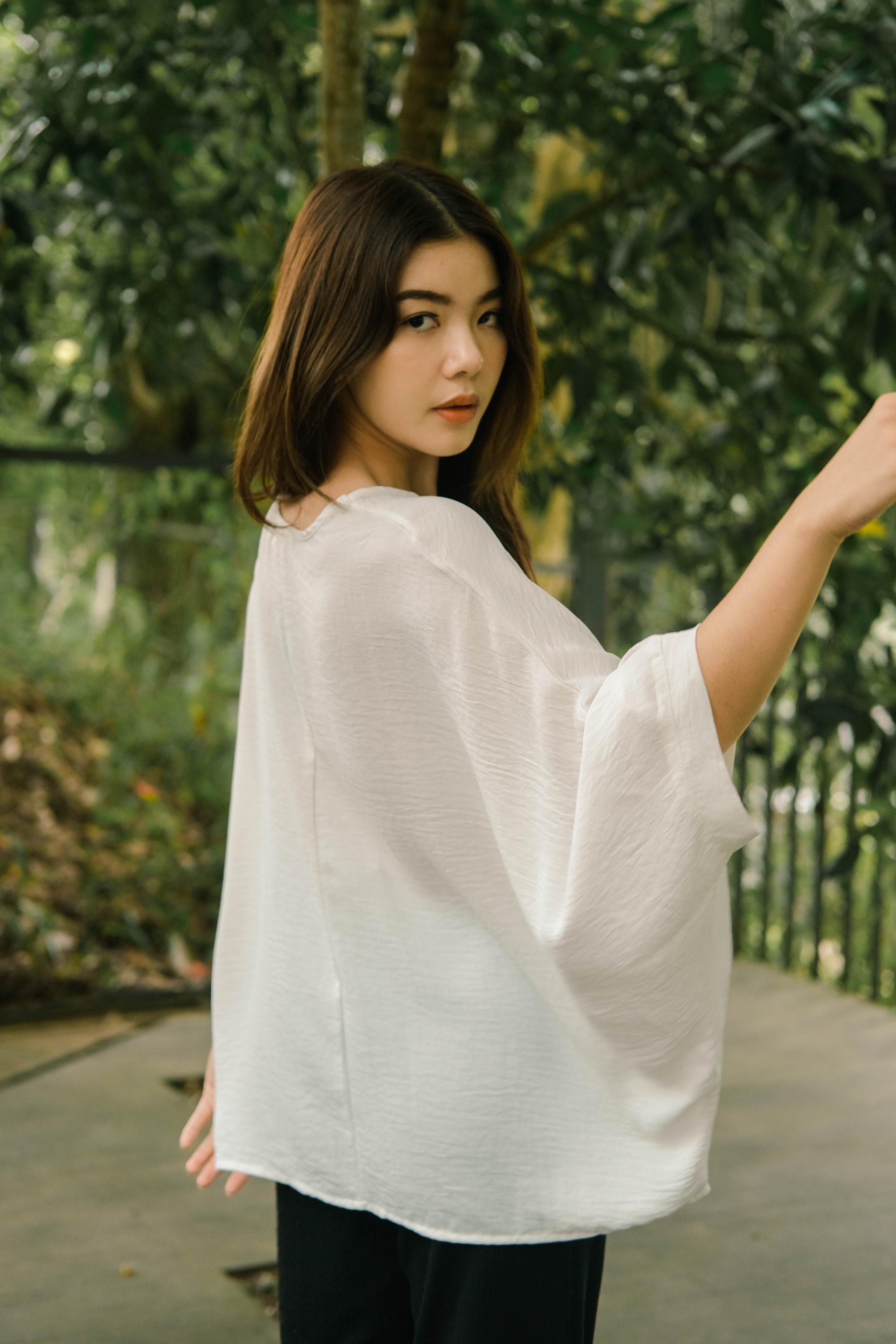 Lara Flowy Blouse White