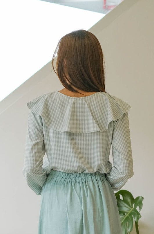 Winny Checkered Blouse