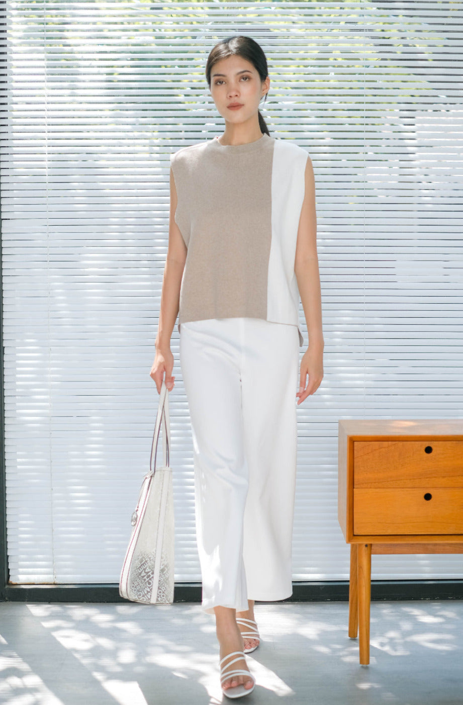 Lavie Knitted Sleeveless Blouse