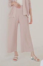 Load image into Gallery viewer, Juan Knitted Pants Dusty Pink
