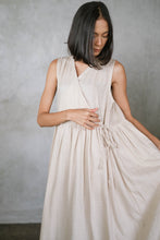 Load image into Gallery viewer, Zamora Linen Dress
