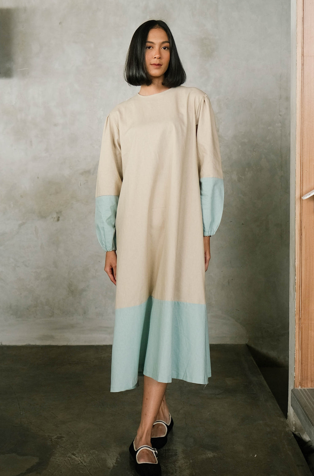 Sherina Linen Dress