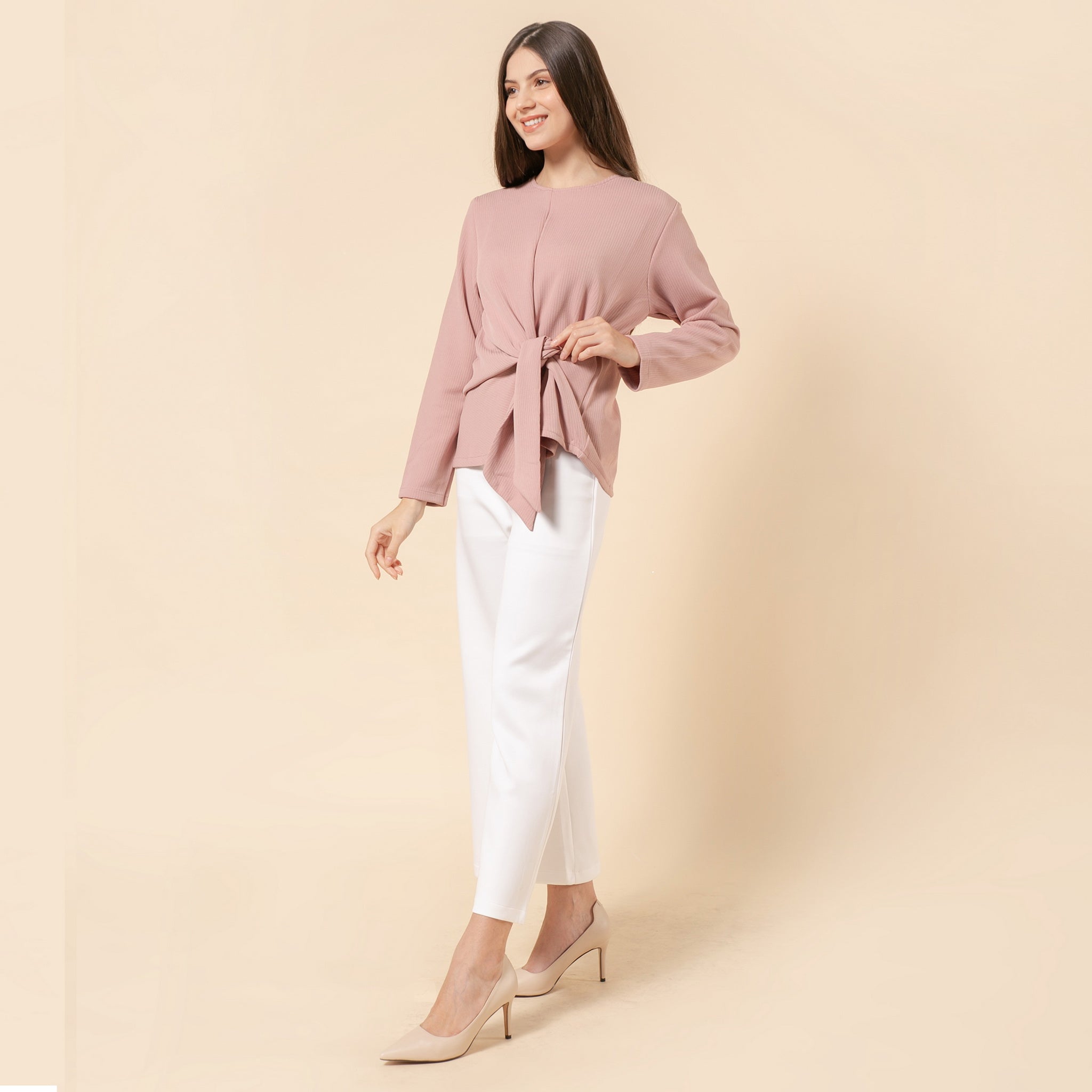 LYNN PINK