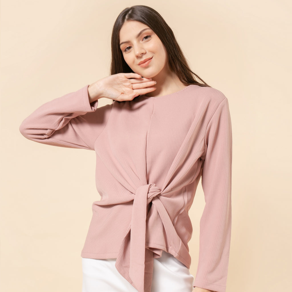 LYNN PINK